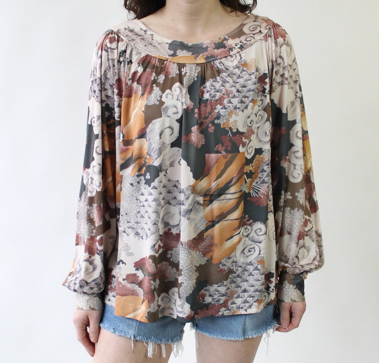 70s Stylized Geometric Poly Top