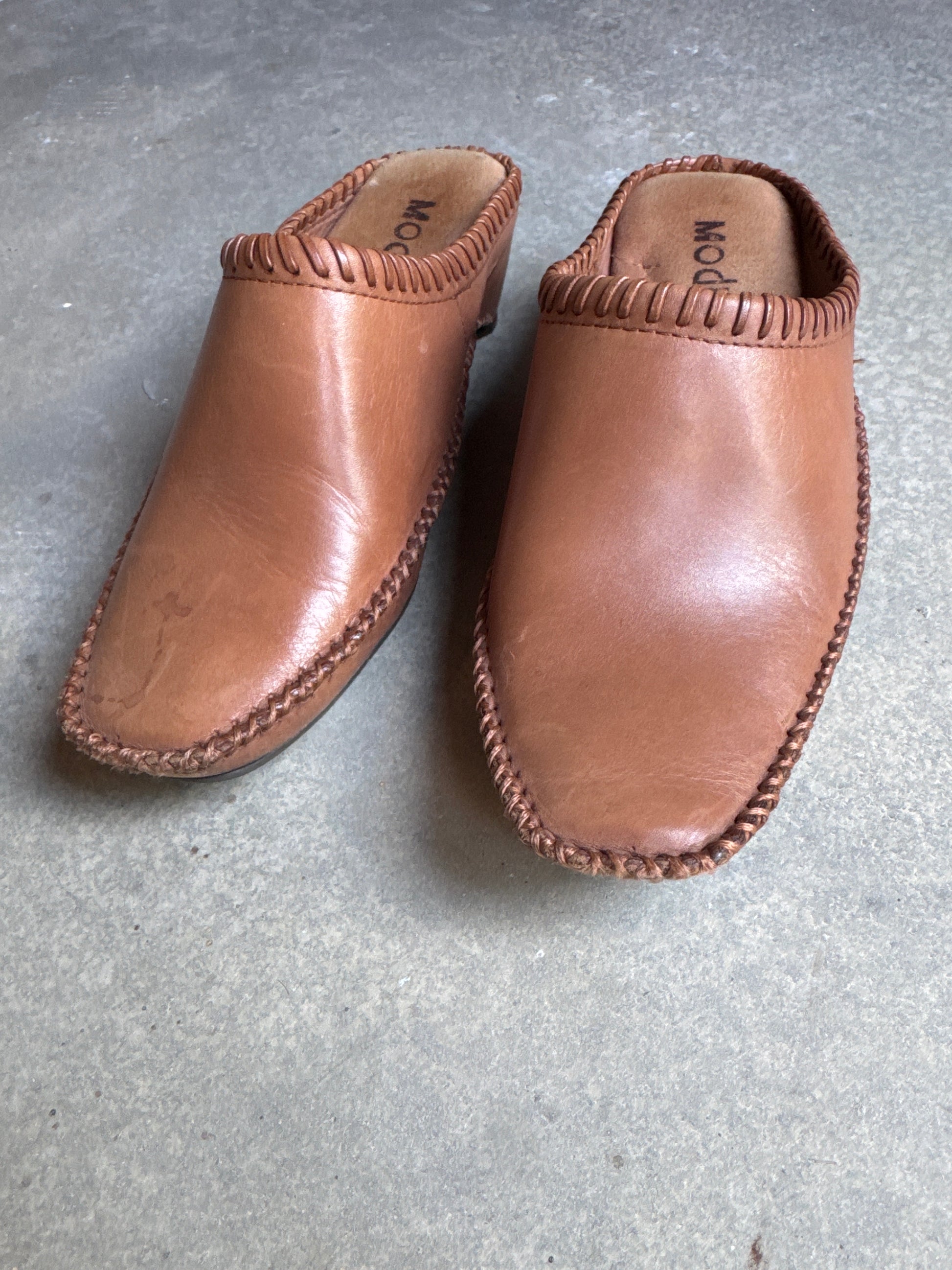 90s Modellista Tan Leather Clogs