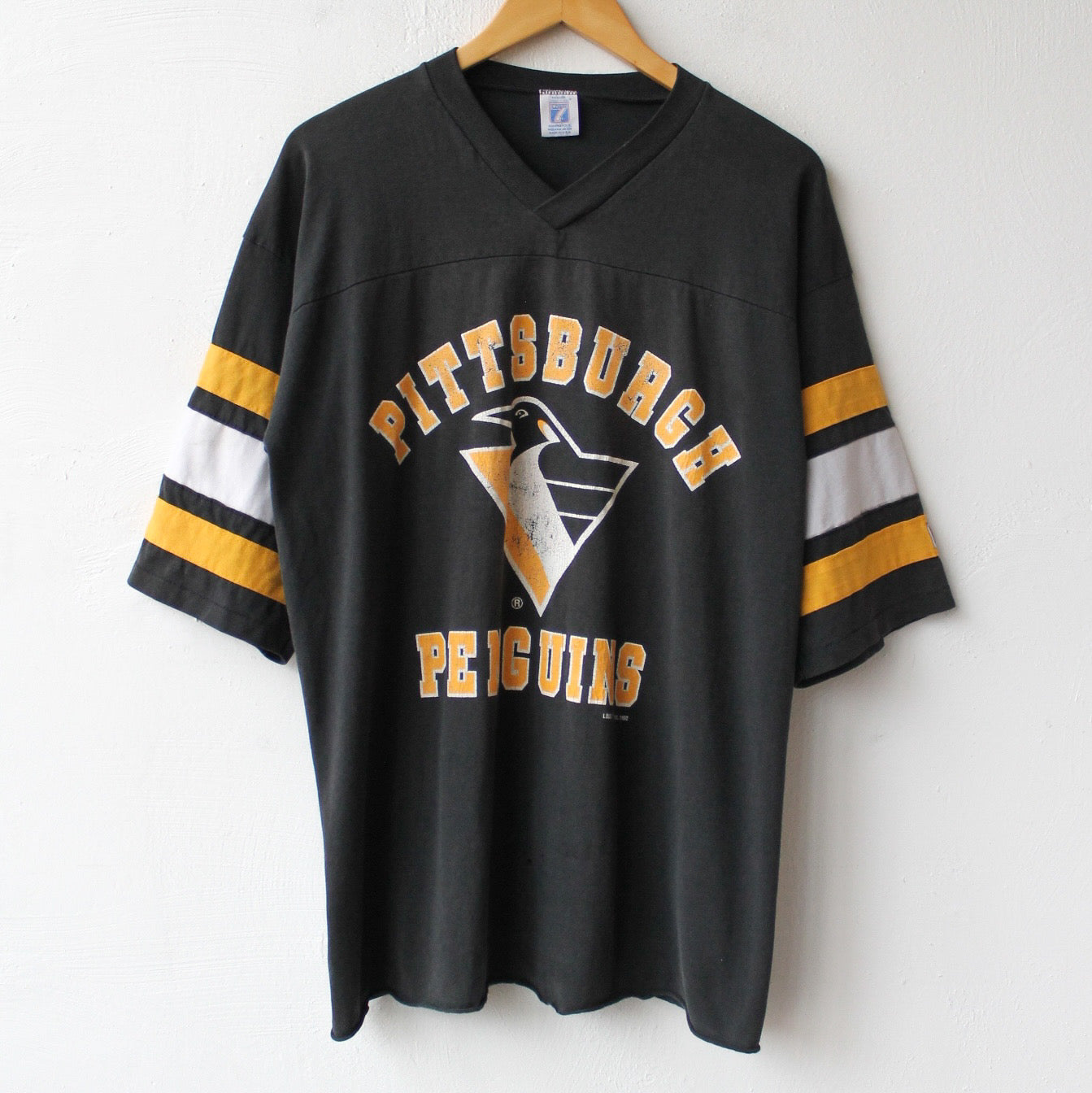 90s Pittsburgh Pens Jersey Tee
