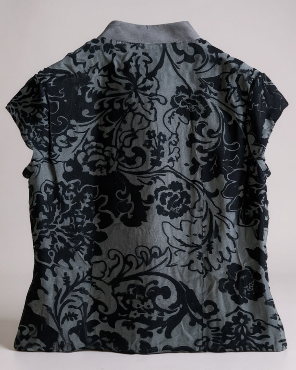 90s Burnout Mandarin Collar Top