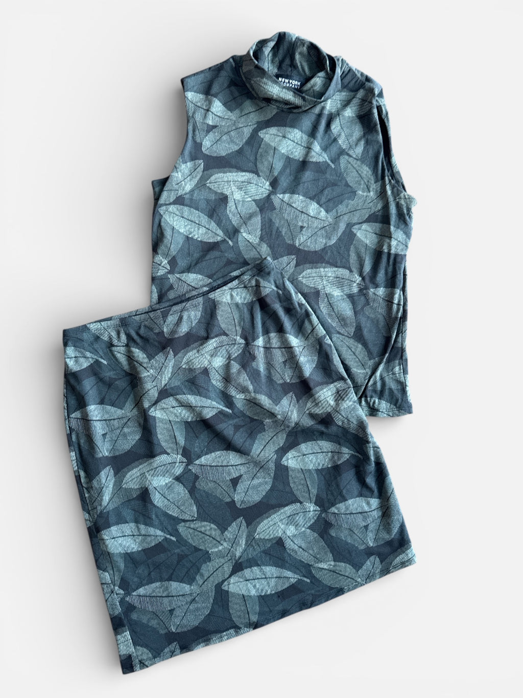 90s Fine Mesh Leaves Two Piece Set