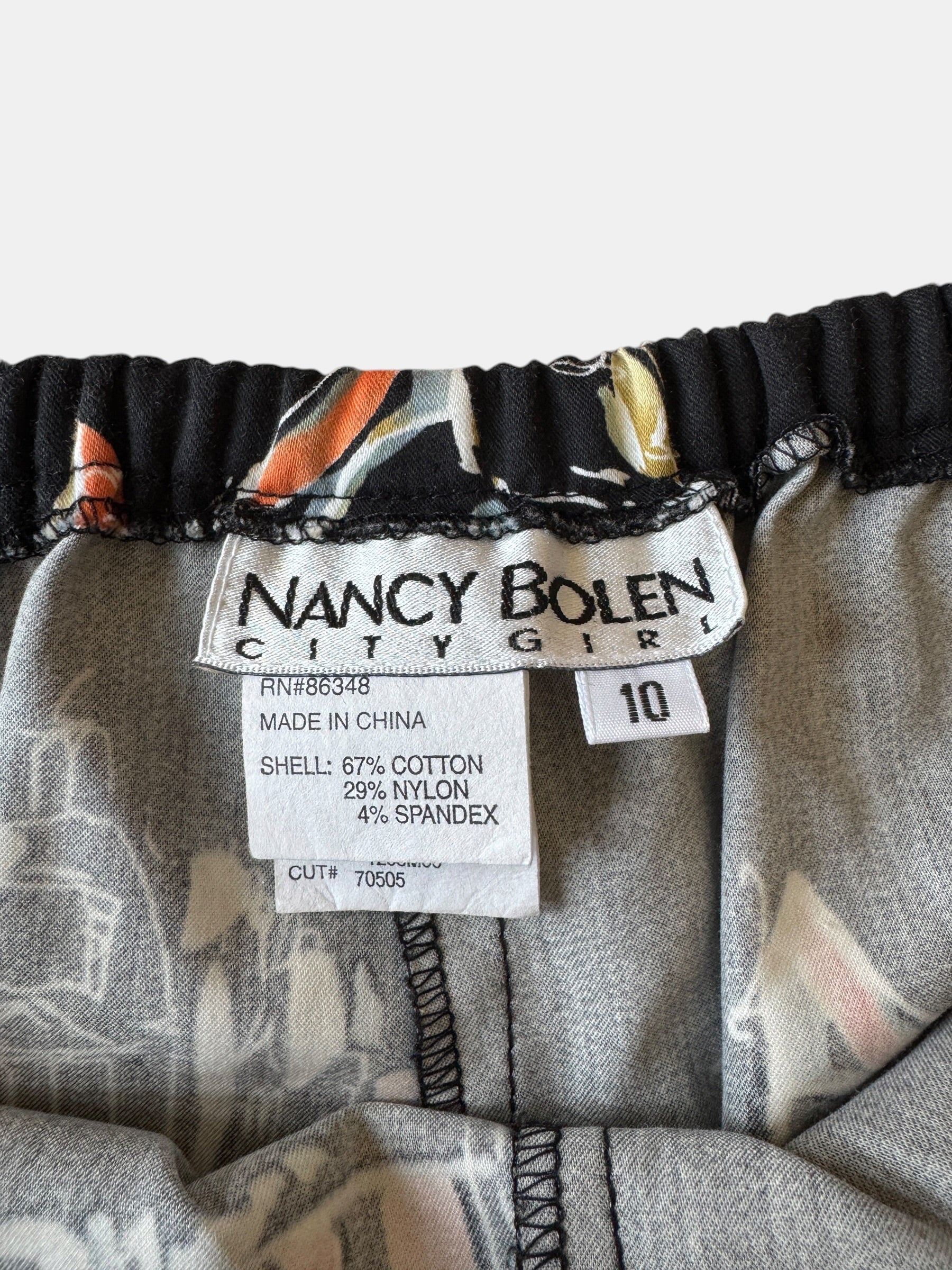 90s Ladies Who Lunch Novelty Print Capris