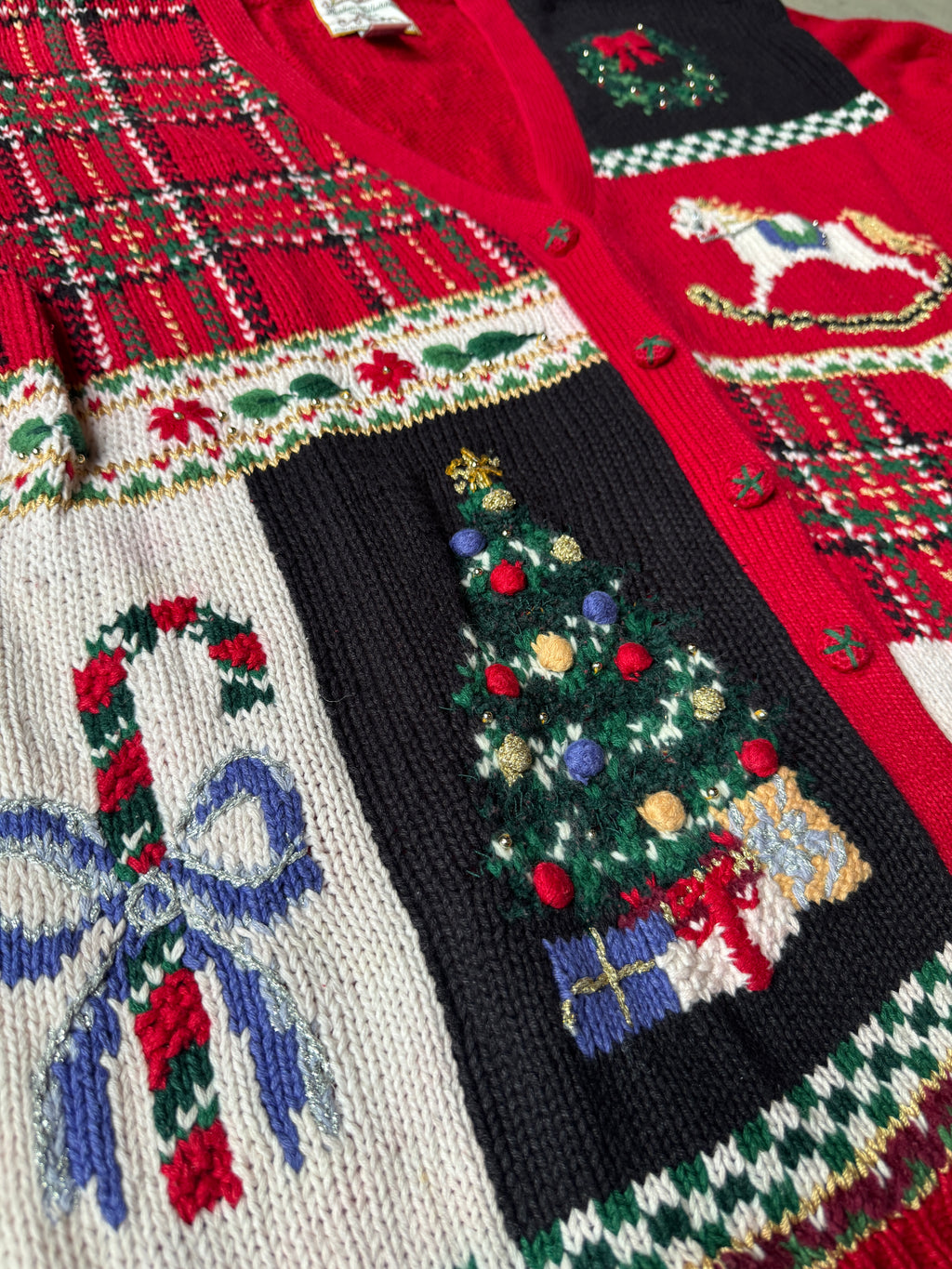 90s Embroidered Christmas Cardigan