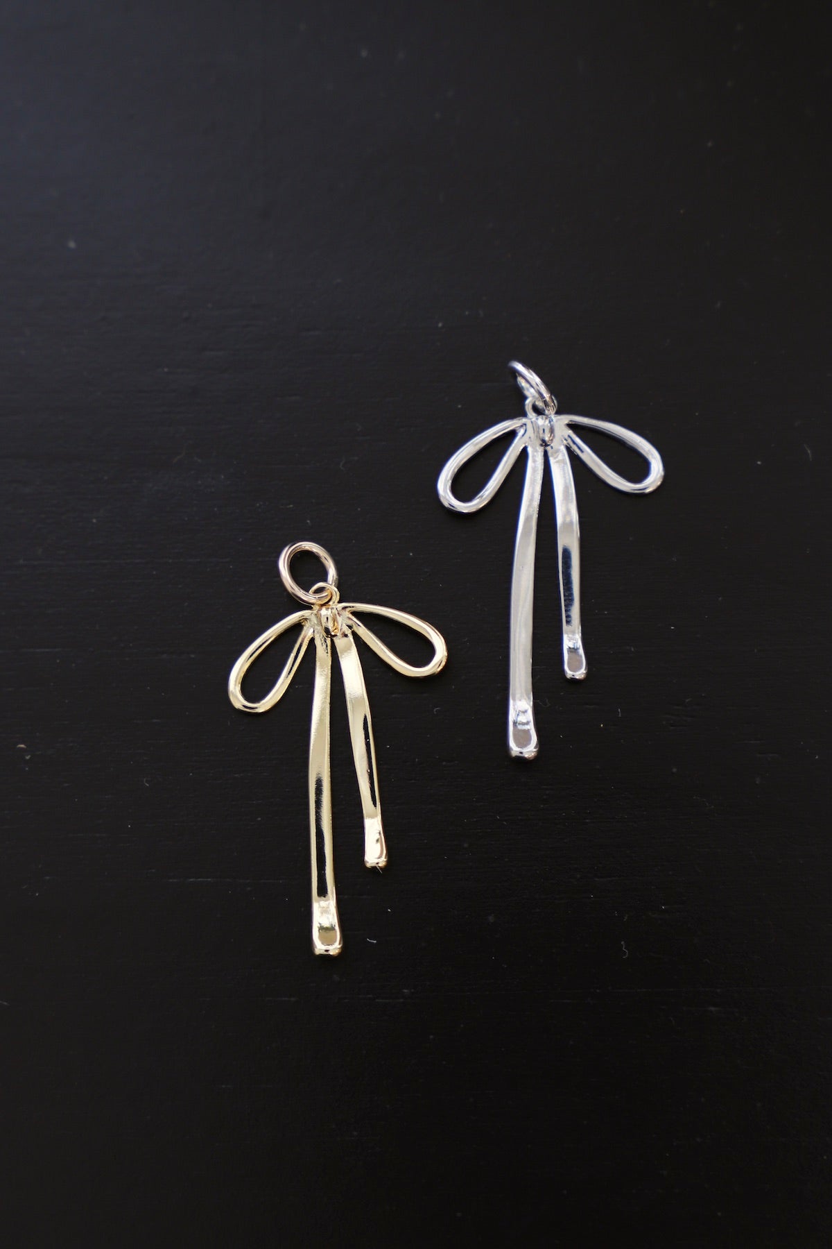 Ribbon Charm